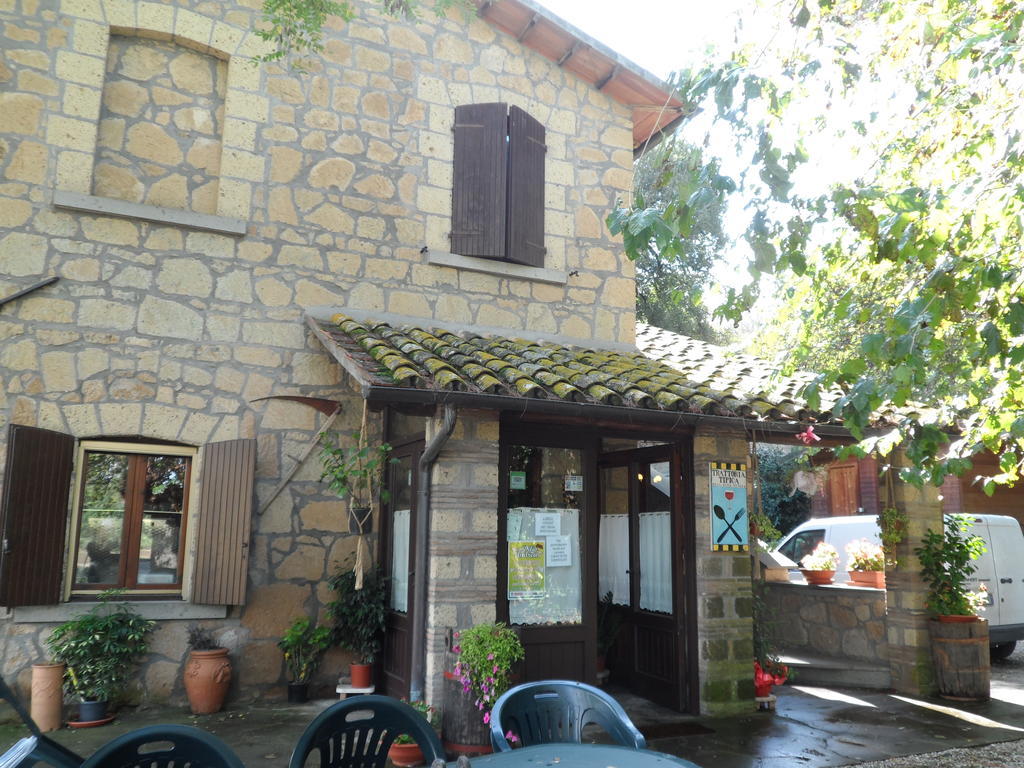 ホテルMola Solis Civitella dʼAgliano エクステリア 写真